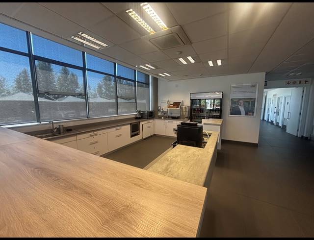 441M² WAREHOUSE TO LET IN BLACKHEATH INDUSTRIAL